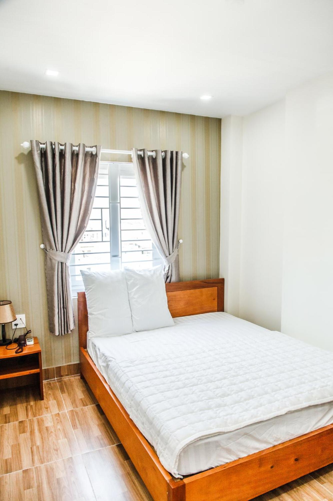 H Hotel 퀴논 외부 사진