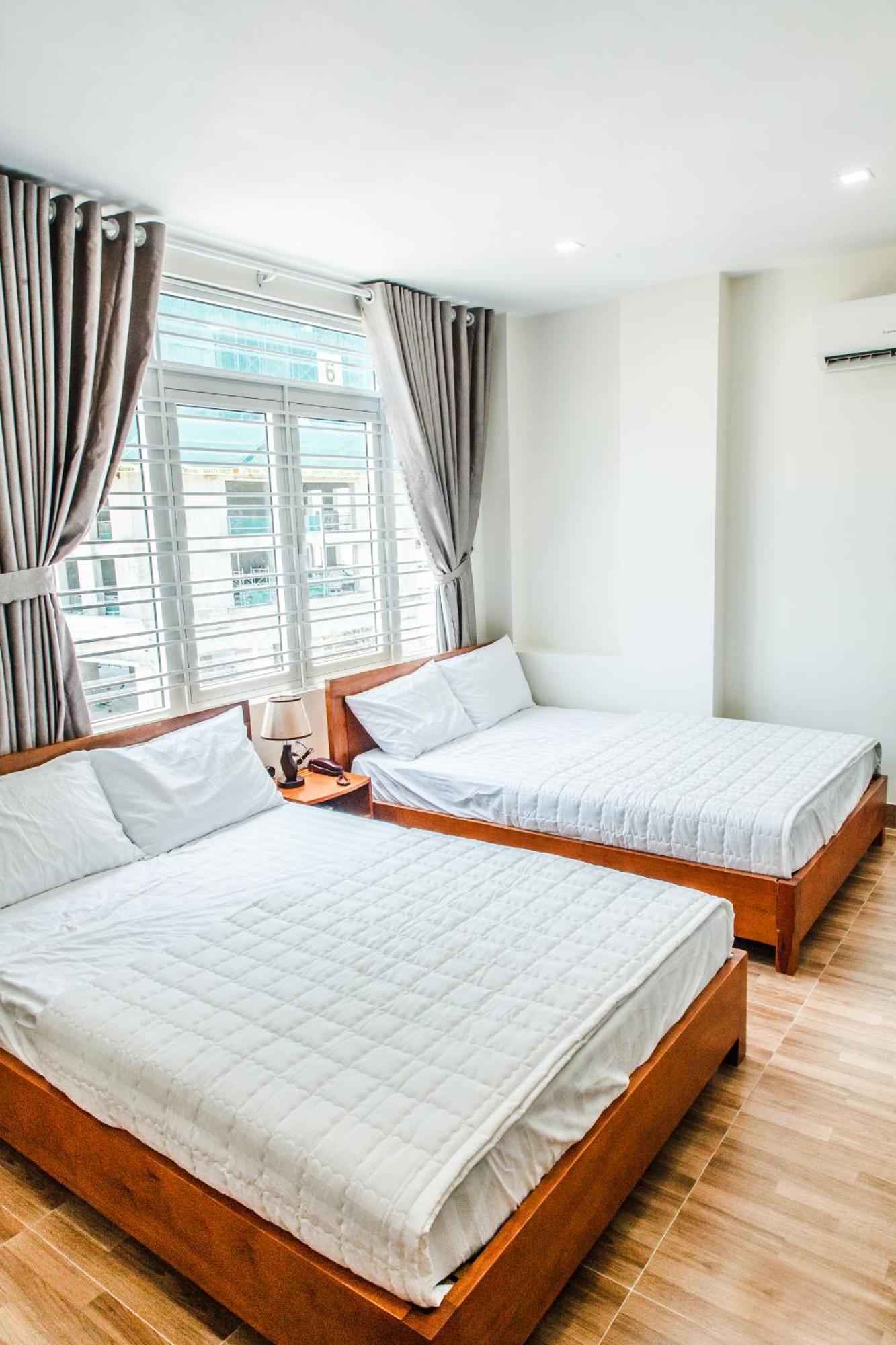 H Hotel 퀴논 외부 사진